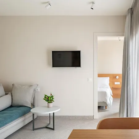 Townhouse 4*
