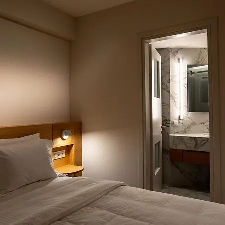 Townhouse 4*