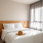 Townhouse 4*