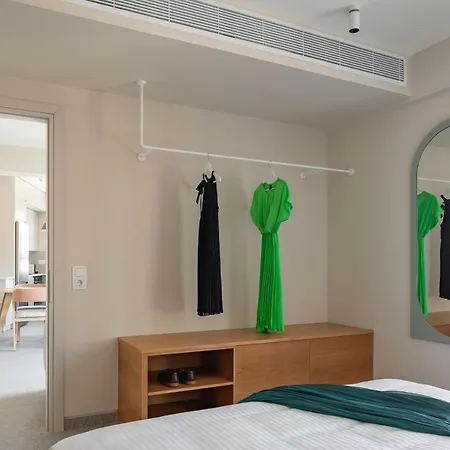 Townhouse מלון דירות