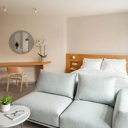 Townhouse 4*