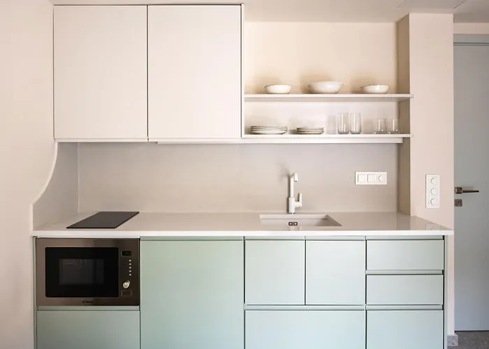 Townhouse 4*