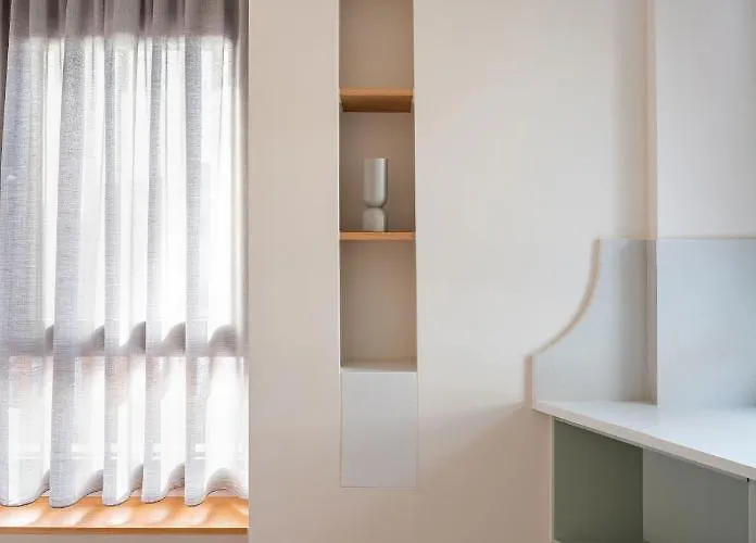 Townhouse 4*