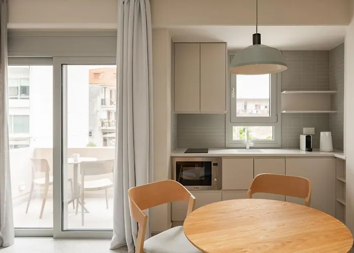 Townhouse 4*